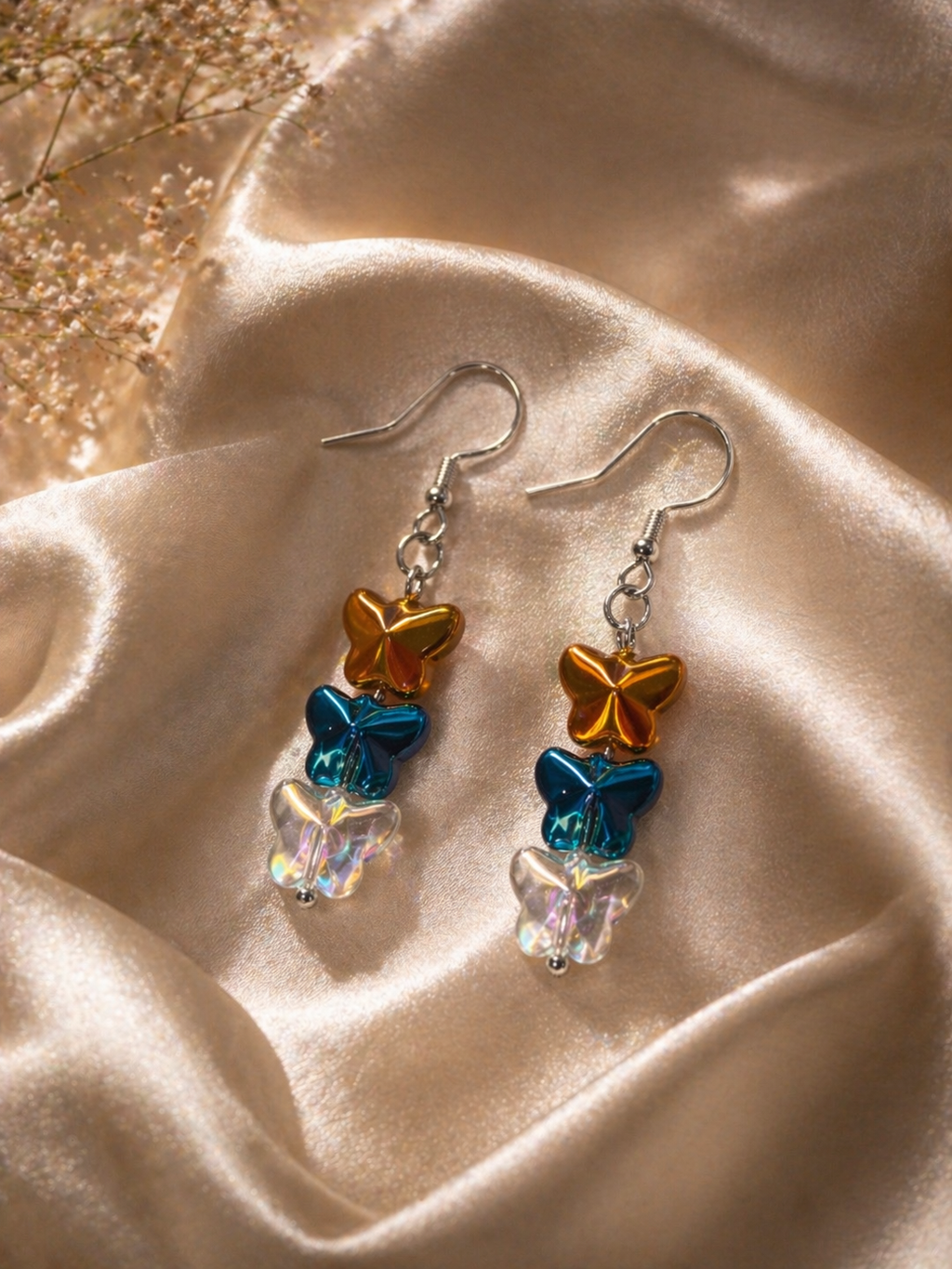 Boucles d'oreilles Papillons Verre Multicolore – Fermoir Plaqué Argent Fait Main