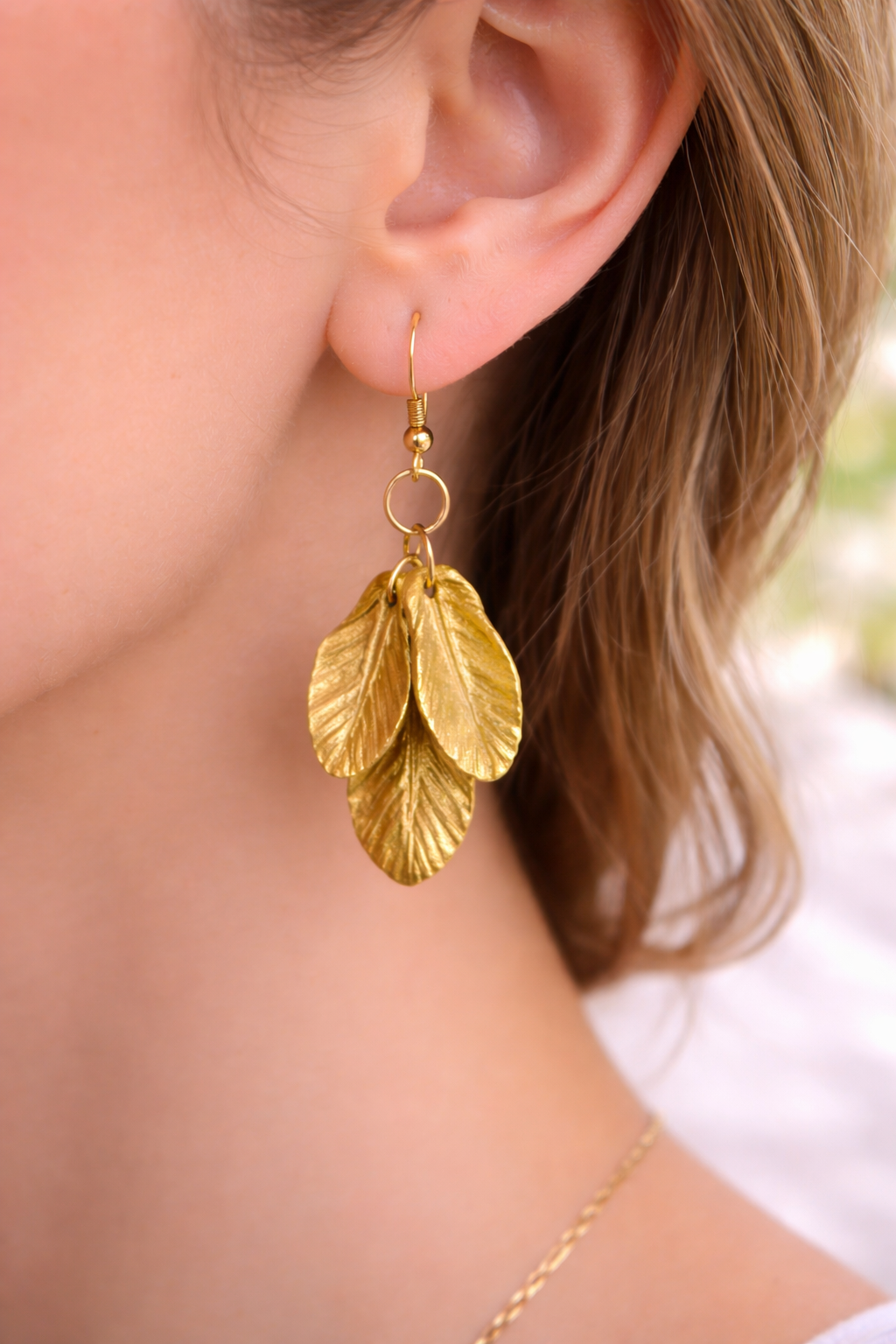 Boucles d'oreilles Feuille en Argile Peinte – Crochet Plaqué Or